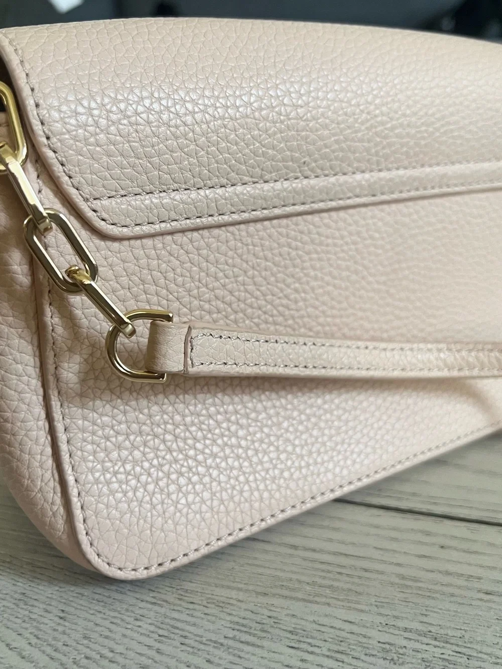 Women’s Tory Burch Crossbody Bag in Blush Pink